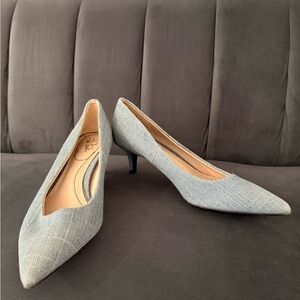 Life Stride Elegant Blue Heels